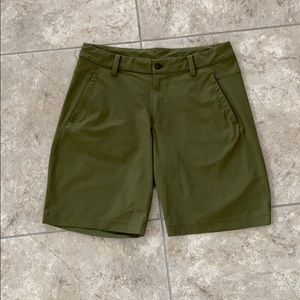 Men’s Lululemon shorts